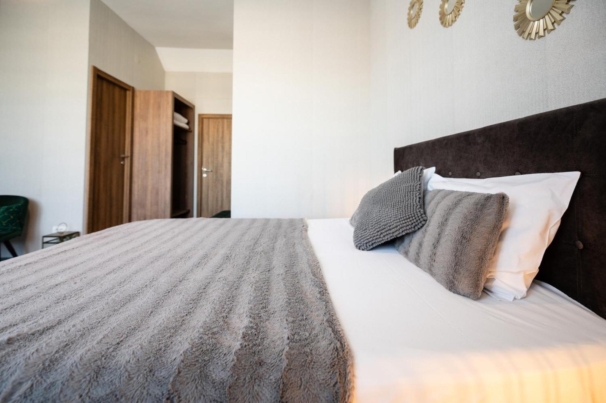 Central Square Apartments Belgrade Luaran gambar