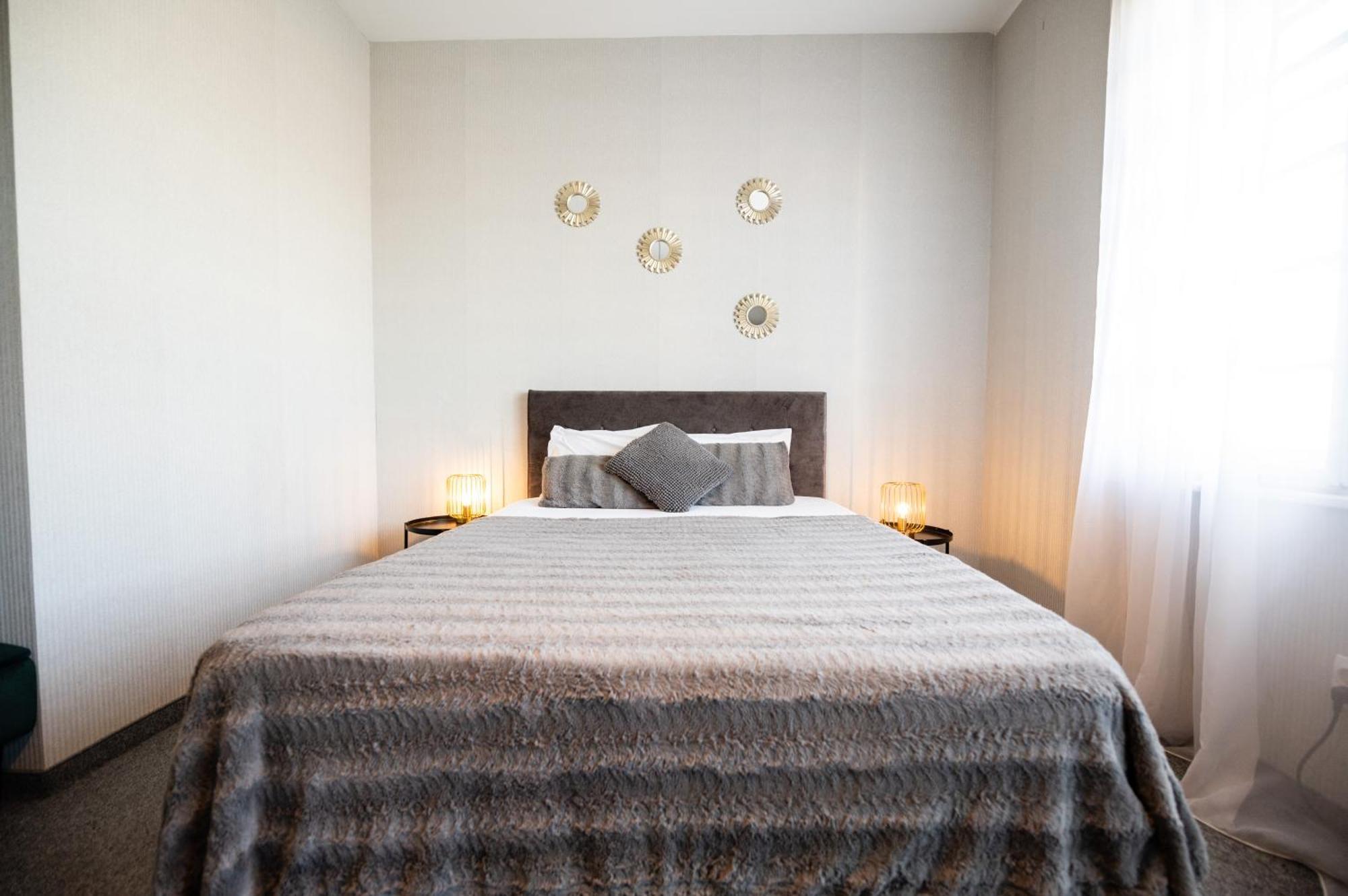 Central Square Apartments Belgrade Luaran gambar
